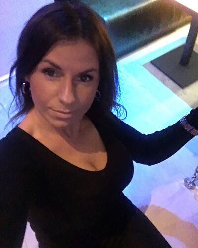  ,   Vitalina, 42 ,   ,   , c 