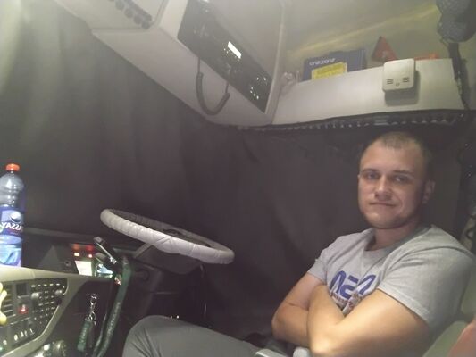  ,   Konstantin, 29 ,   ,   , c , 