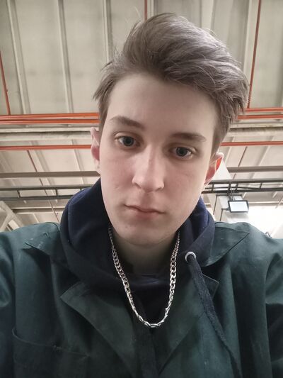  ,   Ilya, 21 ,   ,   