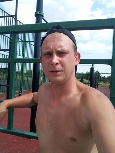  ,   Maxim, 34 ,   ,   , c 