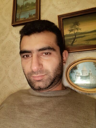  ,   Ash, 33 ,   ,   , c 