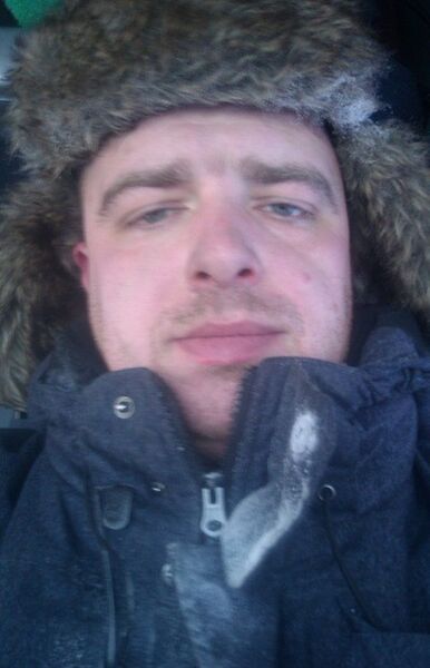  ,   Anton, 43 ,   , 