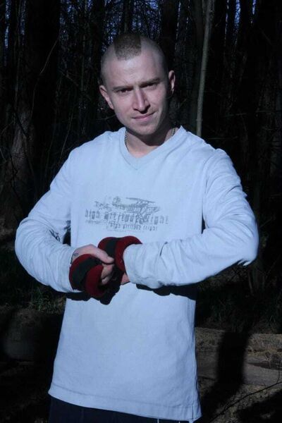  ,   Valentin, 41 ,     , c 
