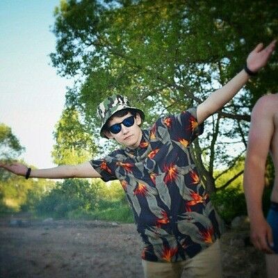  10063494  Vasya, 28 ,    -