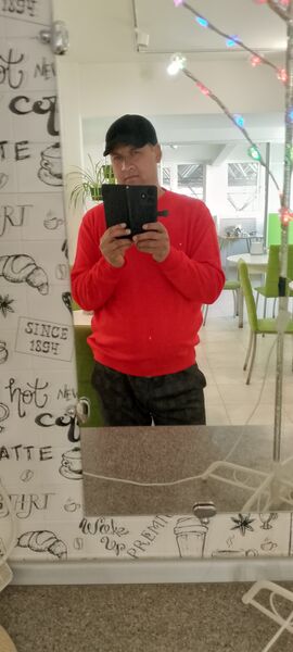  ,   Shuhrat, 39 ,     