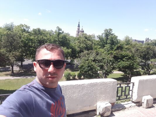  ,   Ruslan, 31 ,   ,   , c 