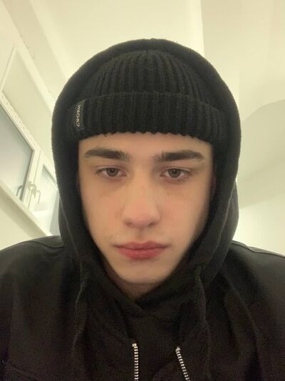 ,   Ѹ, 20 ,     , c 