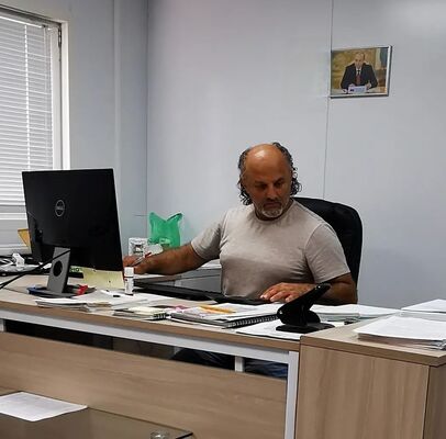  ,   Alberto, 53 ,   ,   