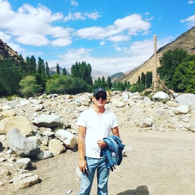  ,   Abubakir, 27 ,   ,   