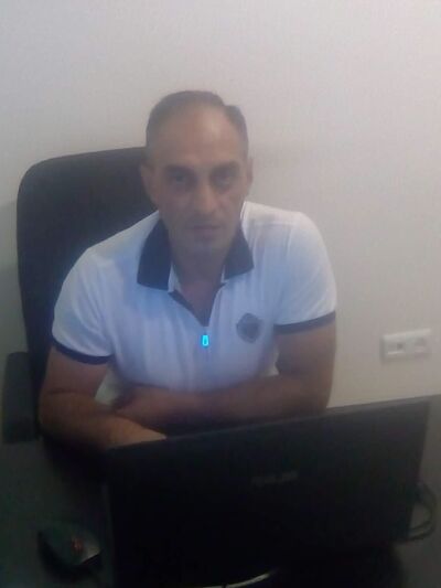  ,   Armen, 49 ,   ,   