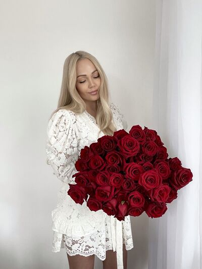  ,   Diana, 40 ,   ,   , c 