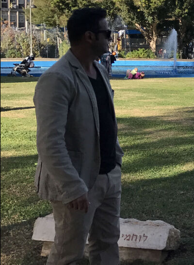  King George,   Okan, 40 ,   ,   