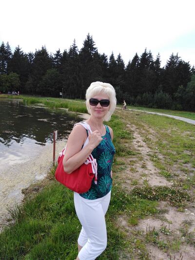  ,   Ludmila , 58 ,   ,   , c 