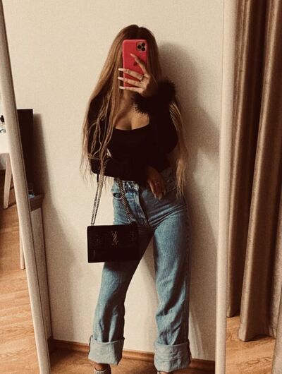  ,   Kris, 28 ,   c 