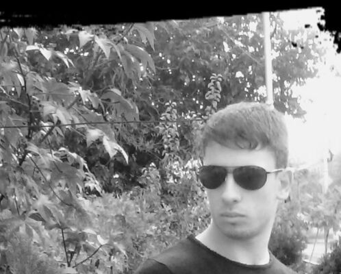  ,   Artur, 100 ,   ,   , c 