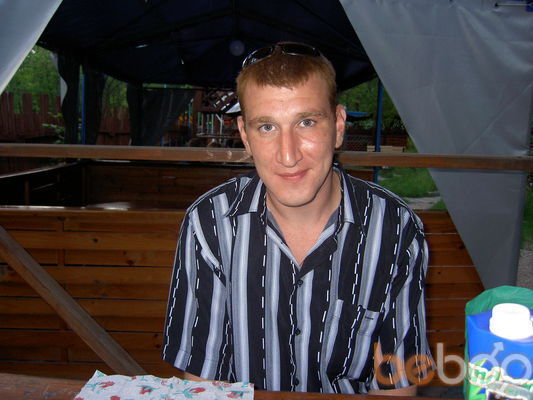  ,   Alex, 42 ,   