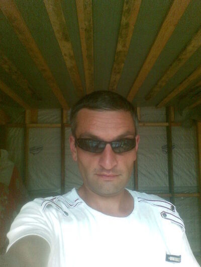  ,   Erik, 45 ,   
