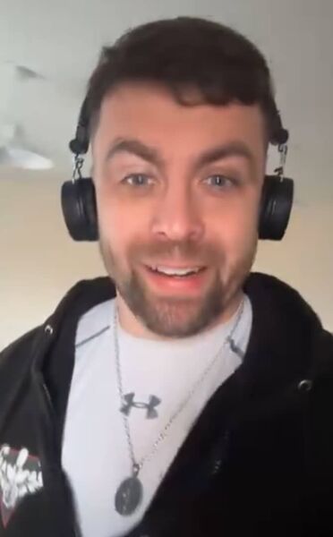  ,   Eric mike, 48 ,   ,   