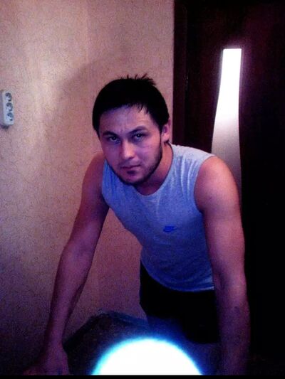  ,   Ali, 33 ,   ,   , c 