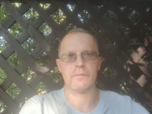  48344424  Denis, 45 ,    