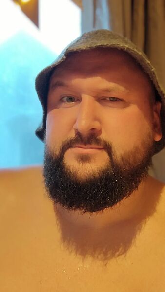  ,   Maksim, 33 ,   ,   , c , 