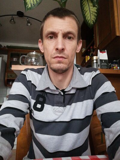  Praha,   Aleksej, 37 ,   ,   , c 