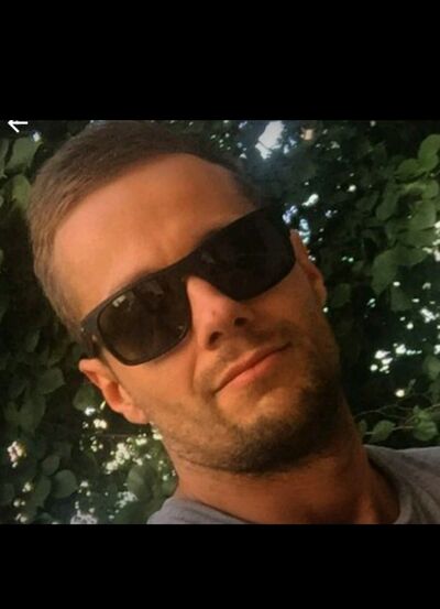  ,   Nik, 56 ,   c , 