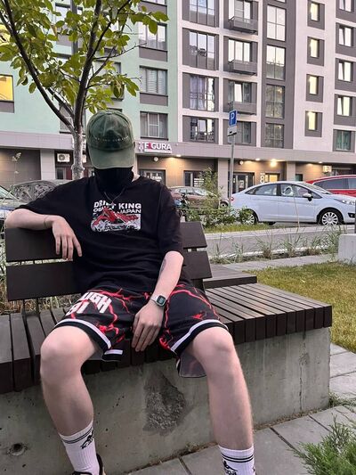  ,   Daniel, 24 ,   ,   , c 