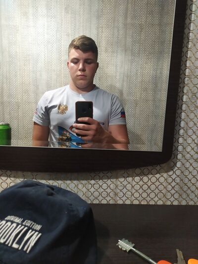  ,   Viktor, 23 ,   ,   