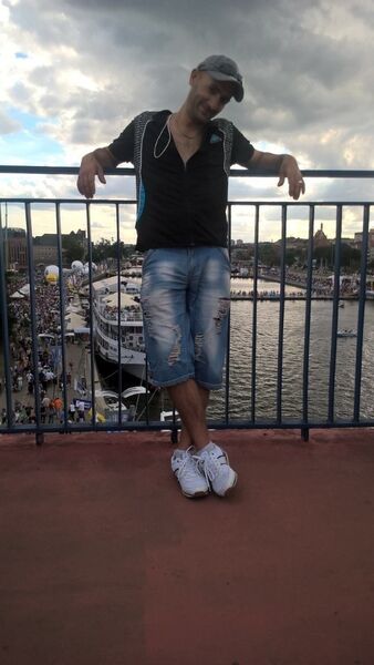  ,   Oleg, 44 ,   ,   , c 