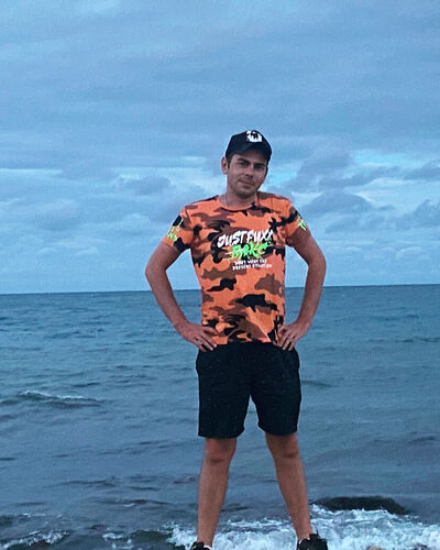  ,   Aleksej, 31 ,   ,   , c 