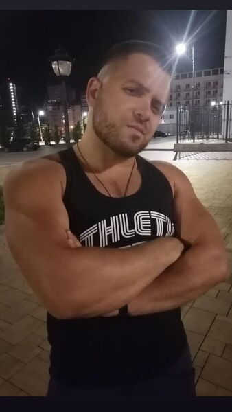  ,   Ray, 35 ,     , c 