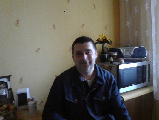  ,   Igor, 62 ,  