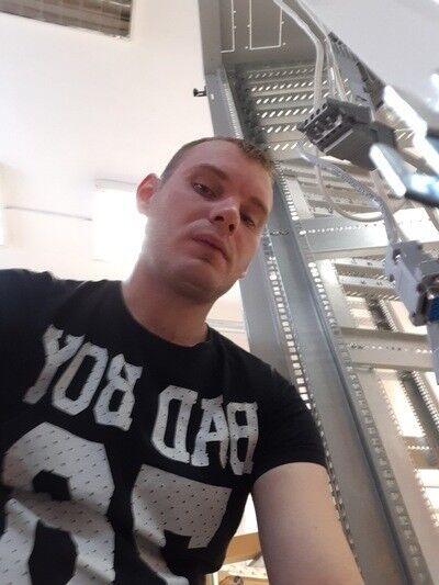  ,   Andrey, 33 ,   