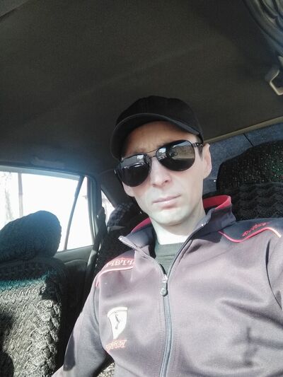  ,   Erik, 39 ,   ,   , c 