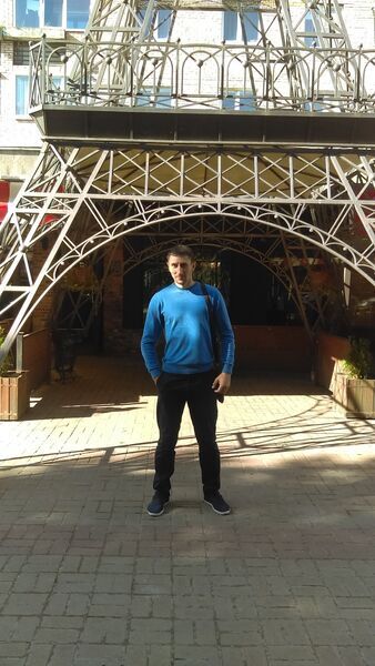  ,   Nikola, 39 ,   