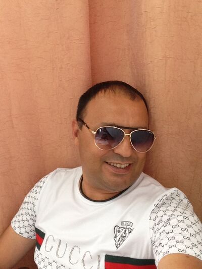  ,   Vlad, 50 ,   