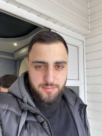  ,   Arman, 28 ,   