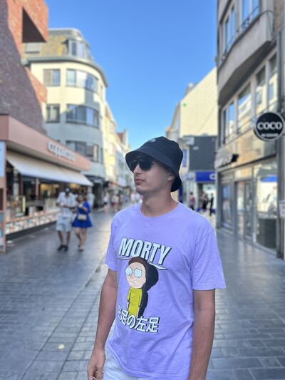  Deinze,   Anvar, 27 ,   ,   