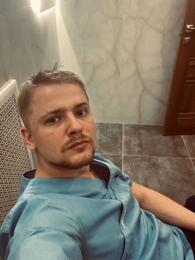  ,   Alex, 32 ,   ,   