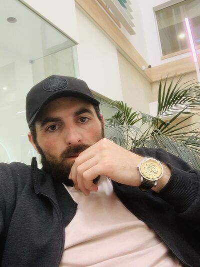  ,   Rafayel, 32 ,   ,   