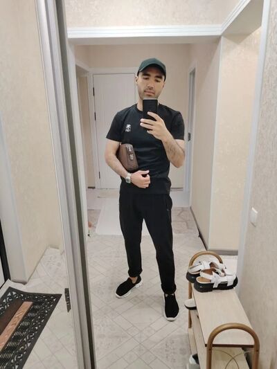  ,   Bek, 33 ,   ,   