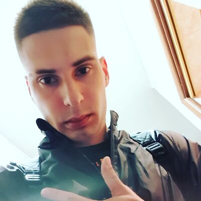  ,   Maxim, 28 ,   ,   