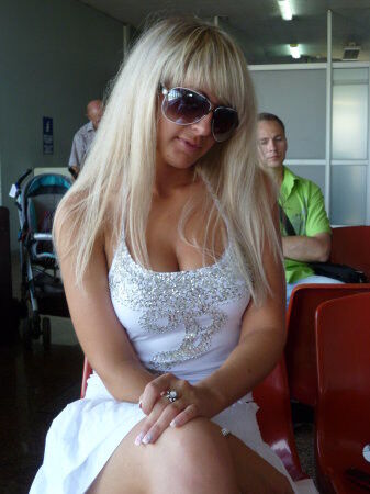  -,   Anna, 36 ,   