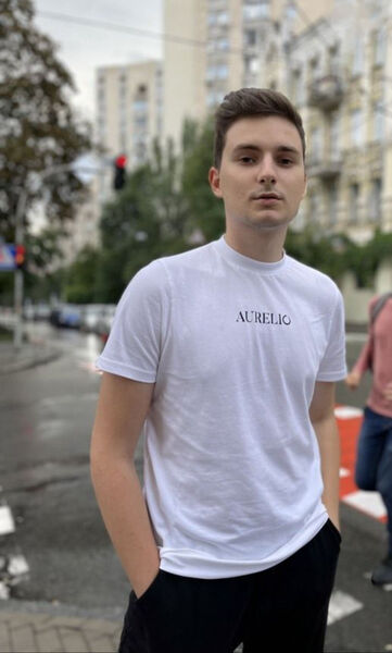  ,   Maxim, 23 ,   ,   