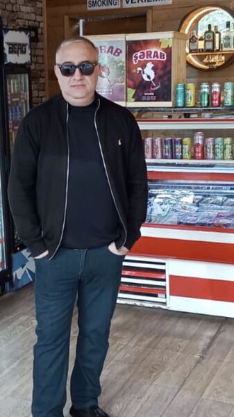  ,   Mahir, 42 ,   ,   