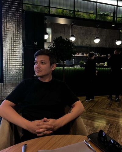  ,   JeezYs, 32 ,   ,   