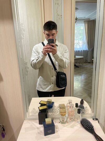  ,   Sqwezy, 22 ,   ,   