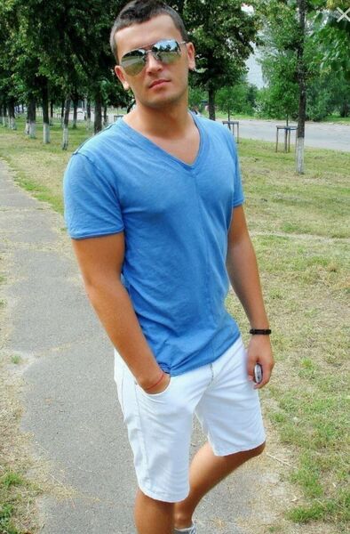  ,   Viktor, 31 ,   ,   