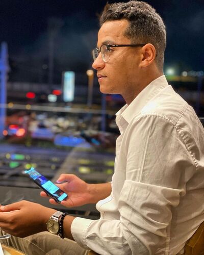  ,   Hussein, 30 ,   ,   , c 